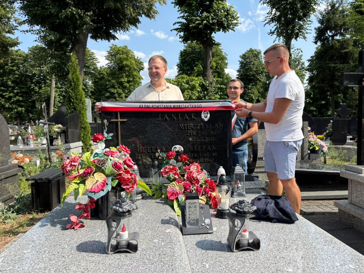 Towarzystwo Przyjaciół Zduńskiej Woli ponownie uczciło pamięć Powstańców Warszawskich